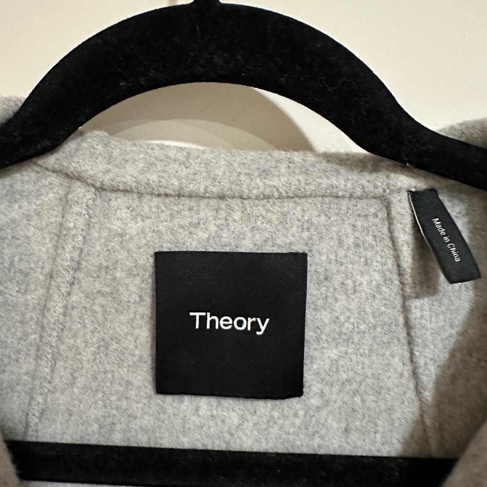 Theory Parka in Double-Face Wool-Cashmere - Picture 6 of 9